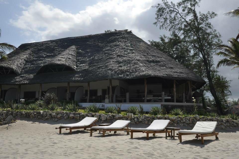 Sunset Beach Resort 瓦塔穆 外观 照片