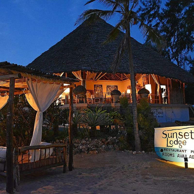 Sunset Beach Resort 瓦塔穆 外观 照片